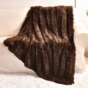 YUSOKI Long Faux Fur Throw Blanket for Sofa Couch,2 Layers,2.1lb,All Ages,Home Decoration, (Brown,50″ x 60″)