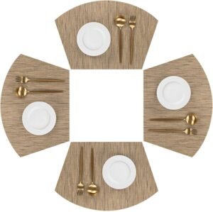 SHACOS Wedge Shape Placemats Set of 4 Woven Vinyl Placemat for Round Table Curved Place Mats Wipe Clean Kitchen Dining Table Mats (4, Tan)