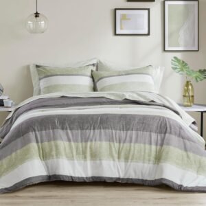 Madison Park Essentials Jaxon Queen Comforter Set, Bed in A Bag Comforter & Sheet Set, Modern Casual Stripes Print, All Seasons, Soft Bedding Makeover, Matching Sham, Queen Green/Grey 7 Piece
