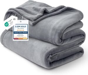 Bedsure GentleSoft Fleece Bed Blankets Queen Size Grey – Soft Warm Fathers Day Blanket for Dad Lightweight Cozy Anti-Static Microfiber, Room Home Decor Gifts for Husband and Men, 90×90 inches