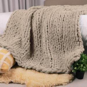 Carriediosa Chunky Knit Throw Blanket 50″ X 60″, 100% Hand Made Large Chenille Loop Yarn Soft Fluffy Throws for Couch Sofa Bed, Big Crochet Cozy Heavy Thick Cable Woven Blankets, Taupe